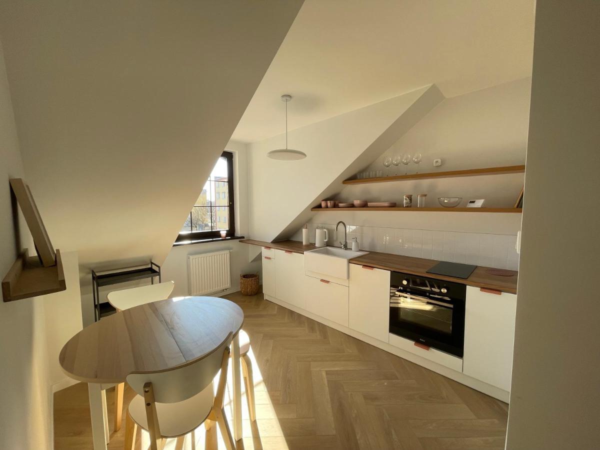 Apartament Ovoc 2.0 Chodzież Buitenkant foto