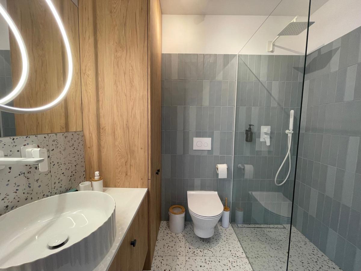 Apartament Ovoc 2.0 Chodzież Buitenkant foto